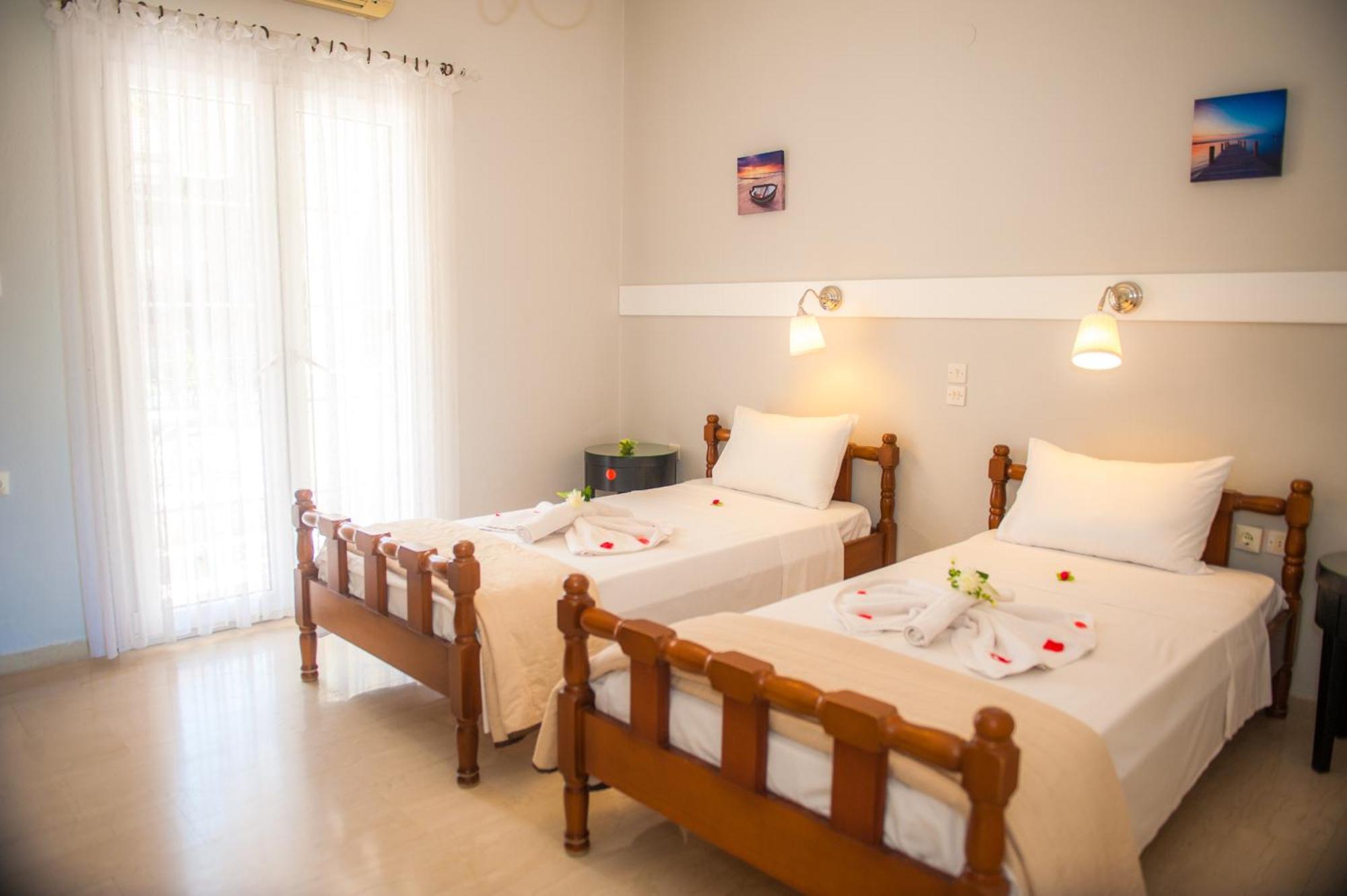 Vassilis Paradise Garden Aparthotel Агиос-Георгиос-Пагон Экстерьер фото