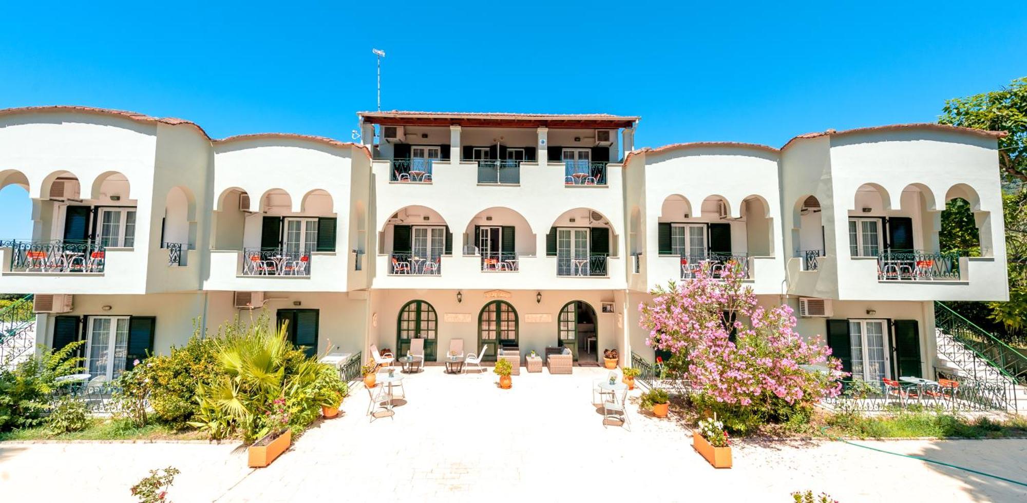 Vassilis Paradise Garden Aparthotel Агиос-Георгиос-Пагон Экстерьер фото