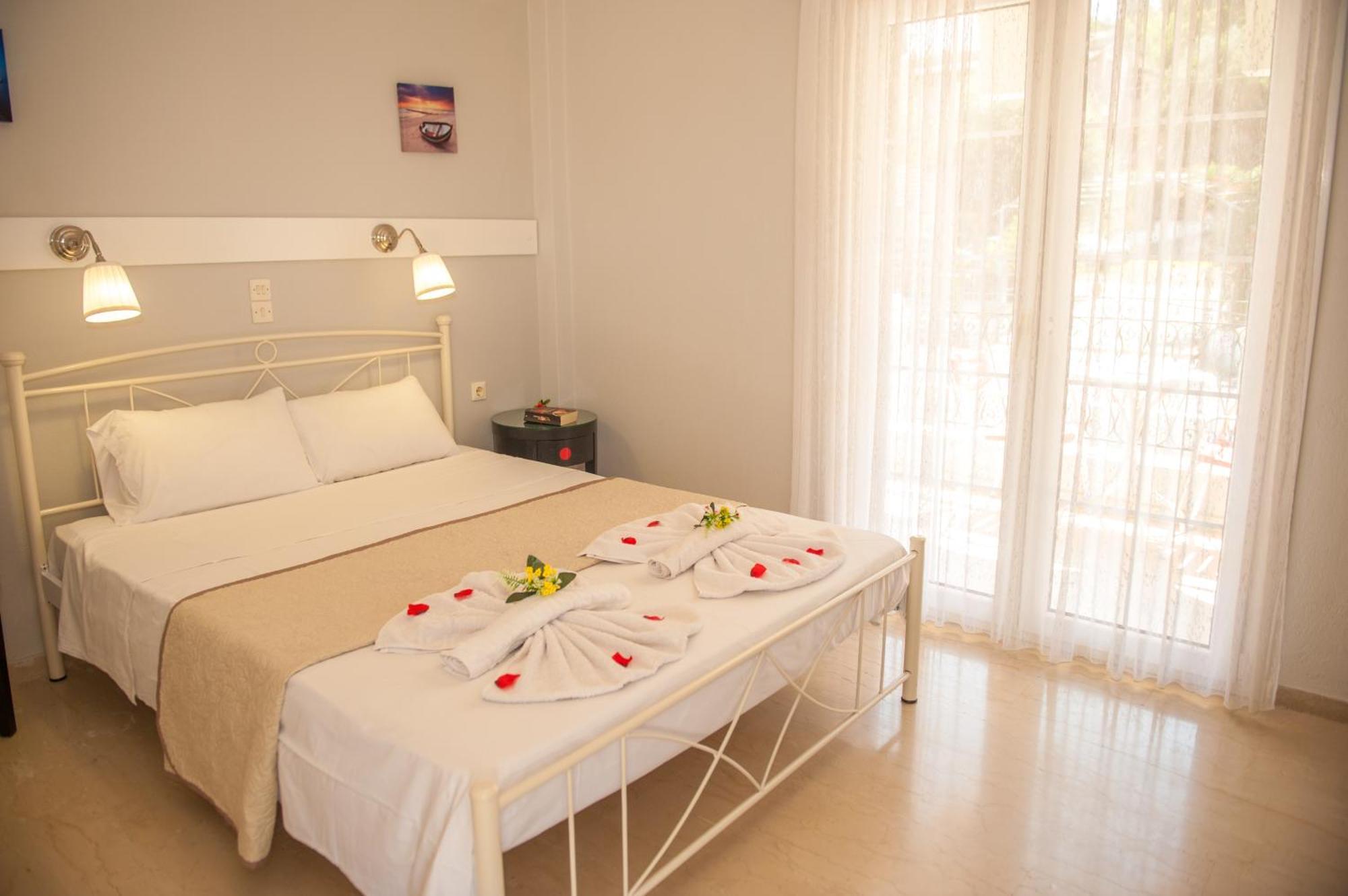 Vassilis Paradise Garden Aparthotel Агиос-Георгиос-Пагон Экстерьер фото