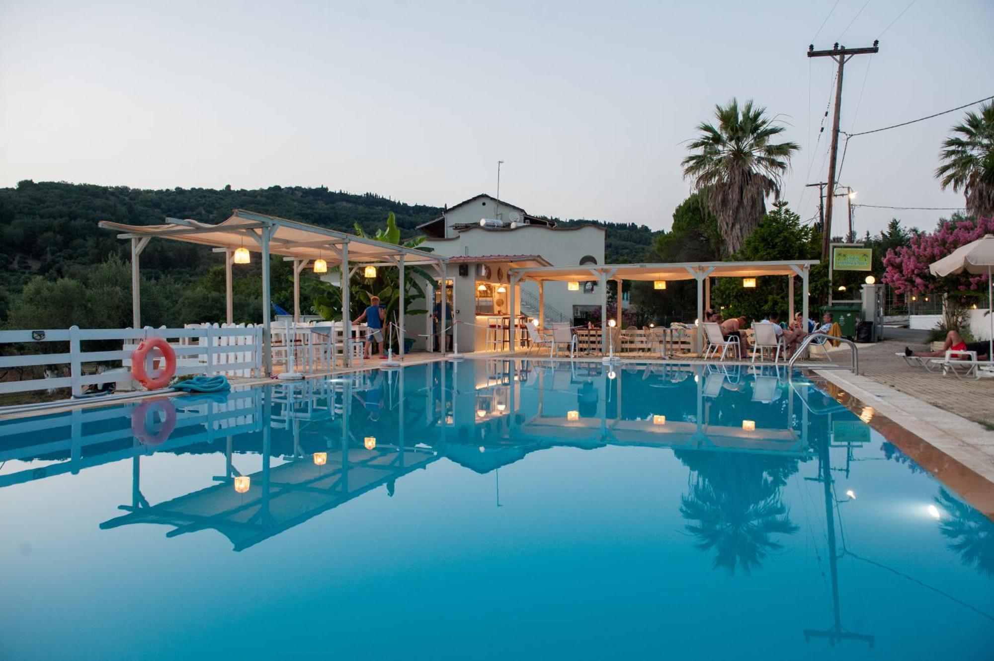 Vassilis Paradise Garden Aparthotel Агиос-Георгиос-Пагон Экстерьер фото